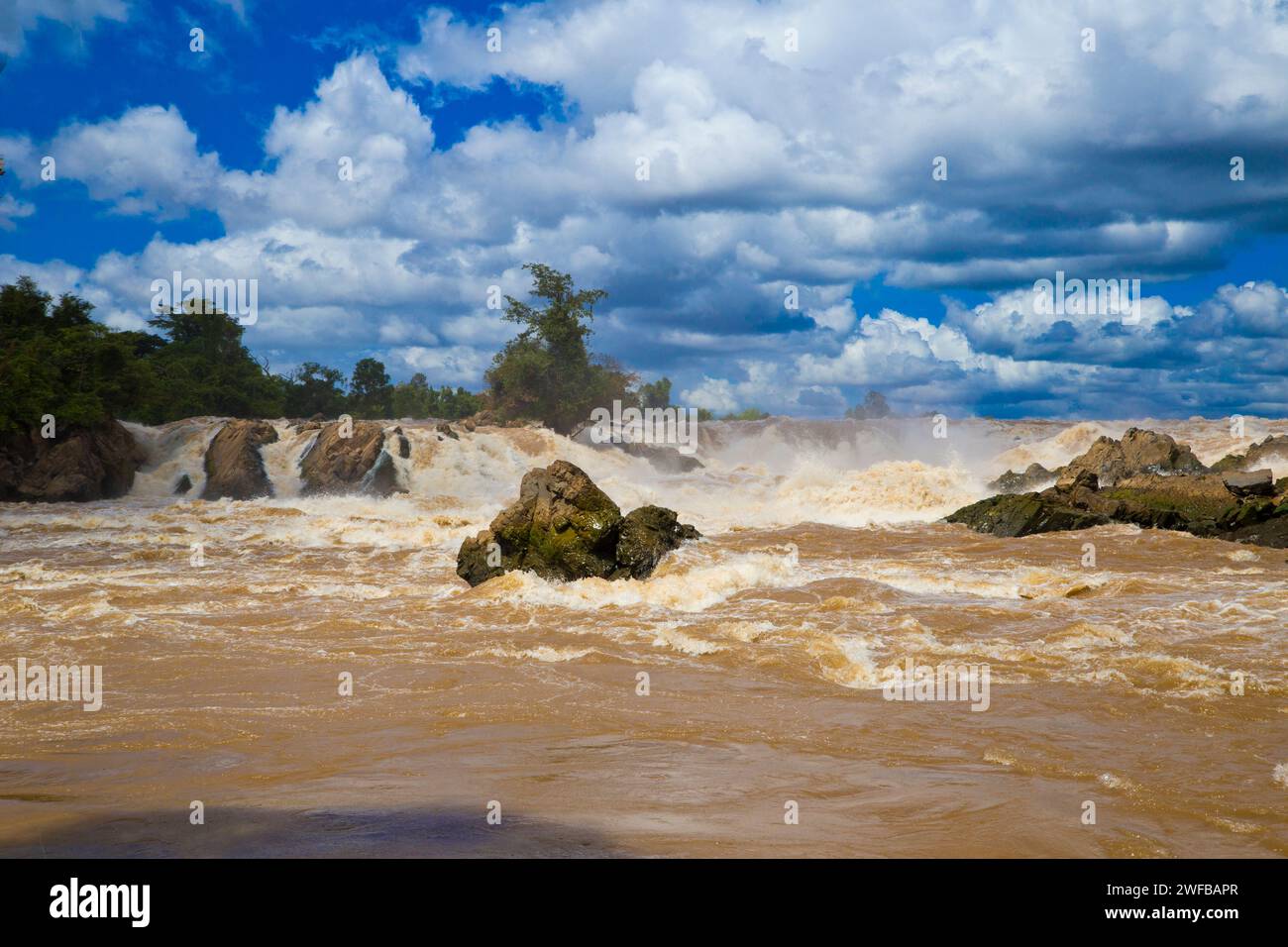Khone Phapheng fällt auf dem Mekong River im Süden von Laos. Stockfoto