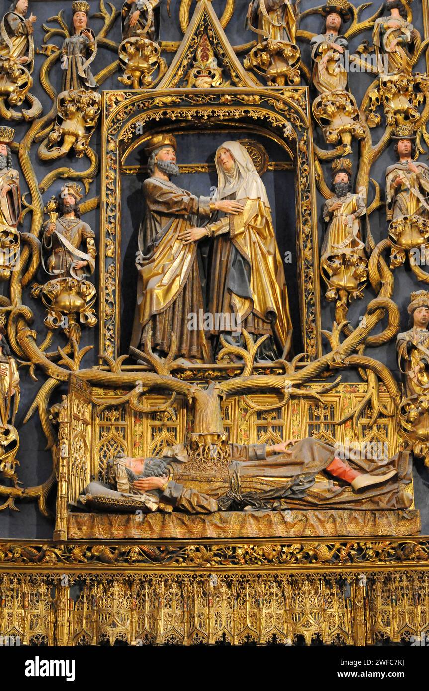 Burgos Stadt, Catedral de Santa Maria. Capilla de Santa Ana, Altaraufsatz mit Jesse-Baum, San Joaquin y Santa Ana (16. Jahrhundert von Diego de Si) Stockfoto