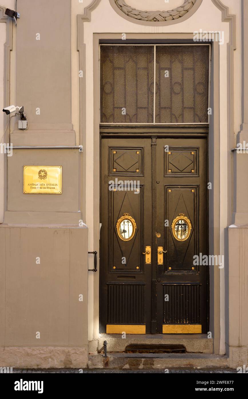 Besuchereingang der Botschaft von Italien in der Shipka-Straße 2, Sofia, Bulgarien Stockfoto