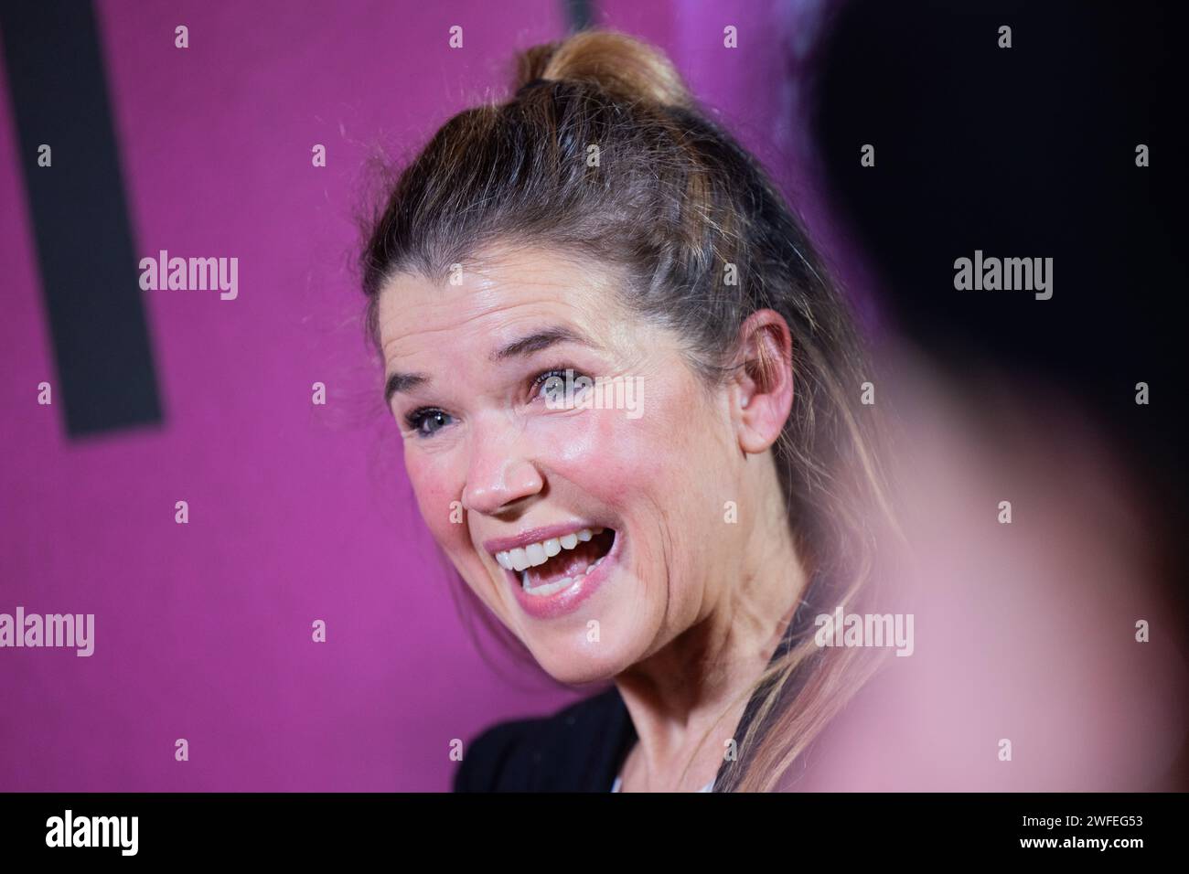 Köln, Deutschland. 30. Januar 2024. Anke Engelke, Schauspielerin, kommt zur Premiere des Filmpalast-Films „Schock“. Quelle: Rolf Vennenbernd/dpa/Alamy Live News Stockfoto