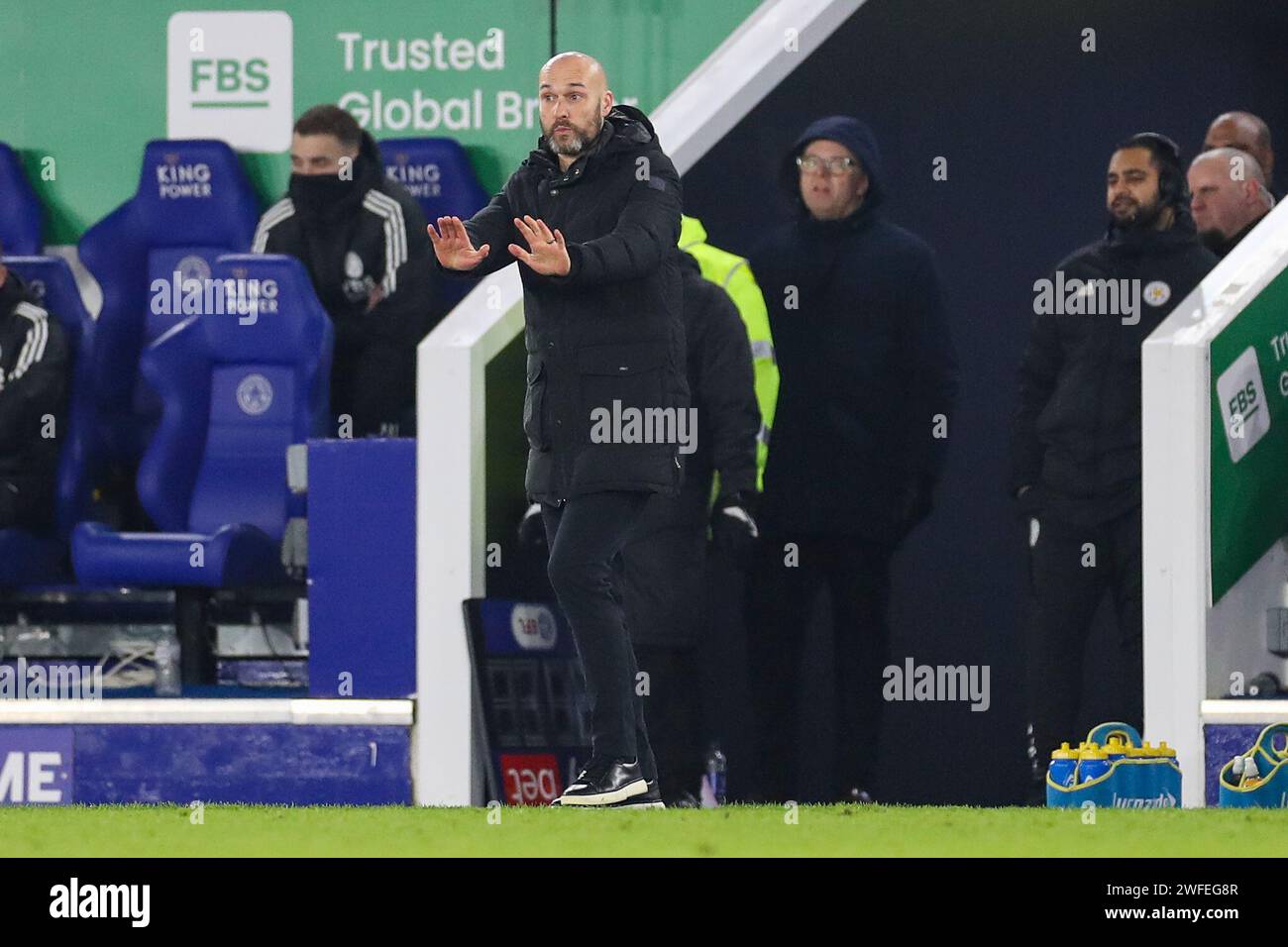 Leicester, Großbritannien. 30. Januar 2024. Luke Williams, Manager von Swansea City, Gesten während des Leicester City FC gegen Swansea City FC im King Power Stadium, Leicester, England, Großbritannien am 30. Januar 2024 Credit: Every Second Media/Alamy Live News Stockfoto