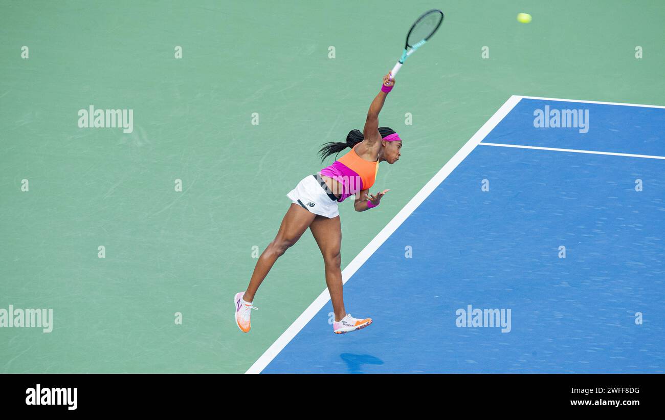 Cori Gauff von United States gegen Jessica Pegula von Unites States während ihres Einzel-Runde-1-Spiels im Rahmen der Dubai Duty Free Tennis Championships WTA 500 am 14. Februar 2022 in Dubai, Vereinigte Arabische Emirate. Foto von Victor Fraile / Power Sport Images Stockfoto