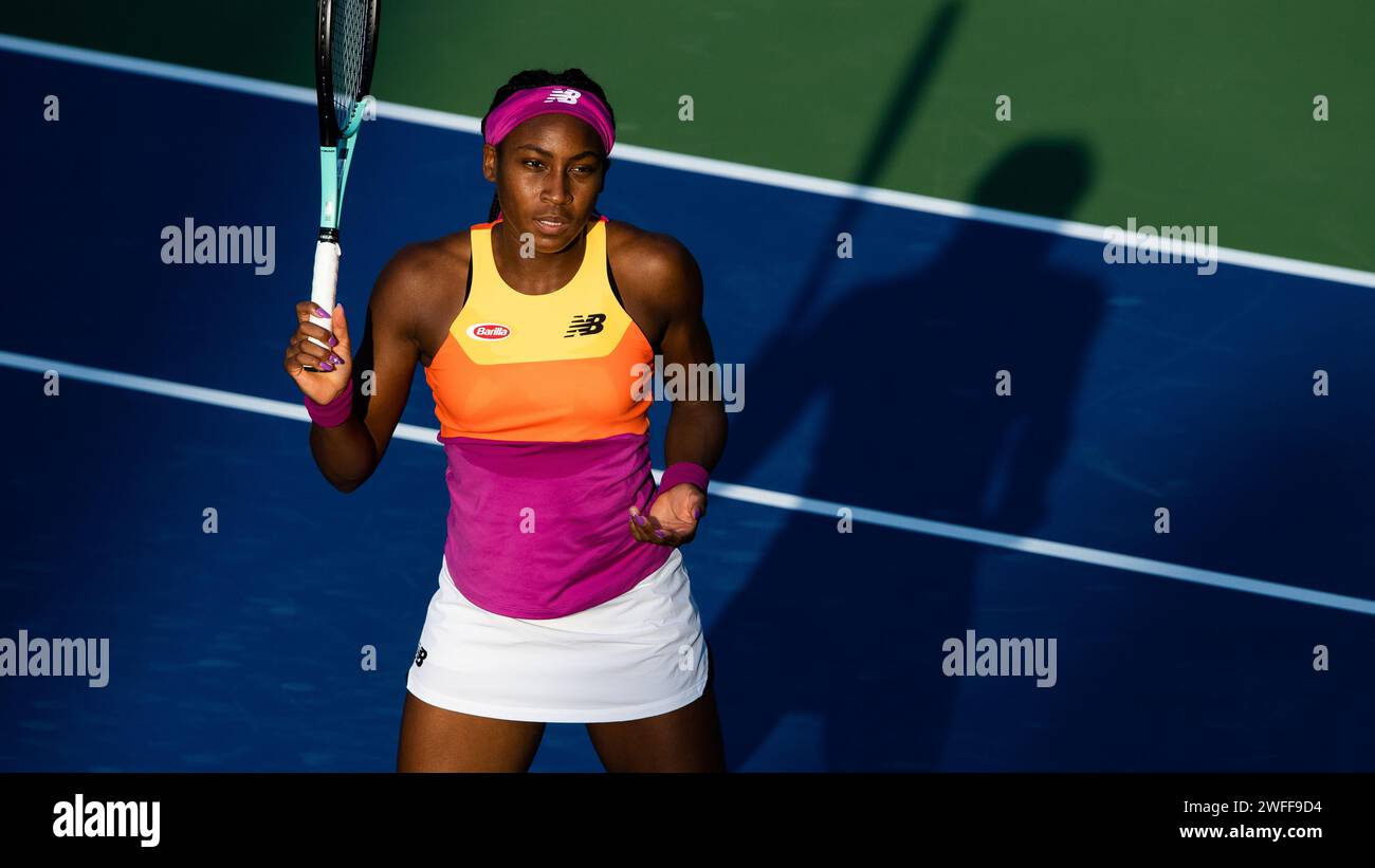 Cori Gauff von United States gegen Jessica Pegula von Unites States während ihres Einzel-Runde-1-Spiels im Rahmen der Dubai Duty Free Tennis Championships WTA 500 am 14. Februar 2022 in Dubai, Vereinigte Arabische Emirate. Foto von Victor Fraile / Power Sport Images Stockfoto