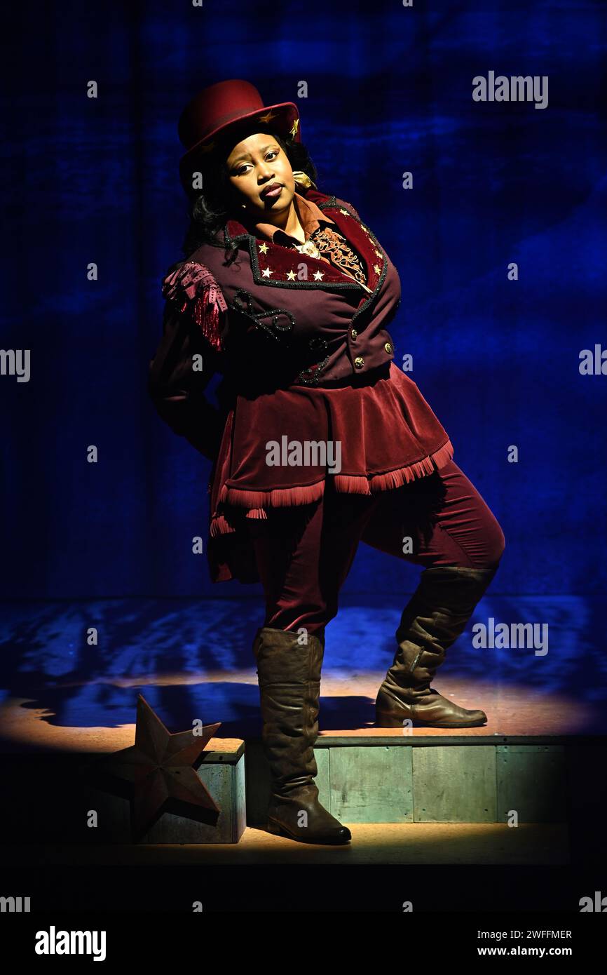 London, Großbritannien. 30. Januar 2024. Karen Mavundukure tritt im Bronco Billy - The Musical auf, Regisseur von Hunter Bird und Choreografin von Alexzandra Sarmiento, The Charing Cross Theatre, London, Großbritannien. Quelle: Siehe Li/Picture Capital/Alamy Live News Stockfoto