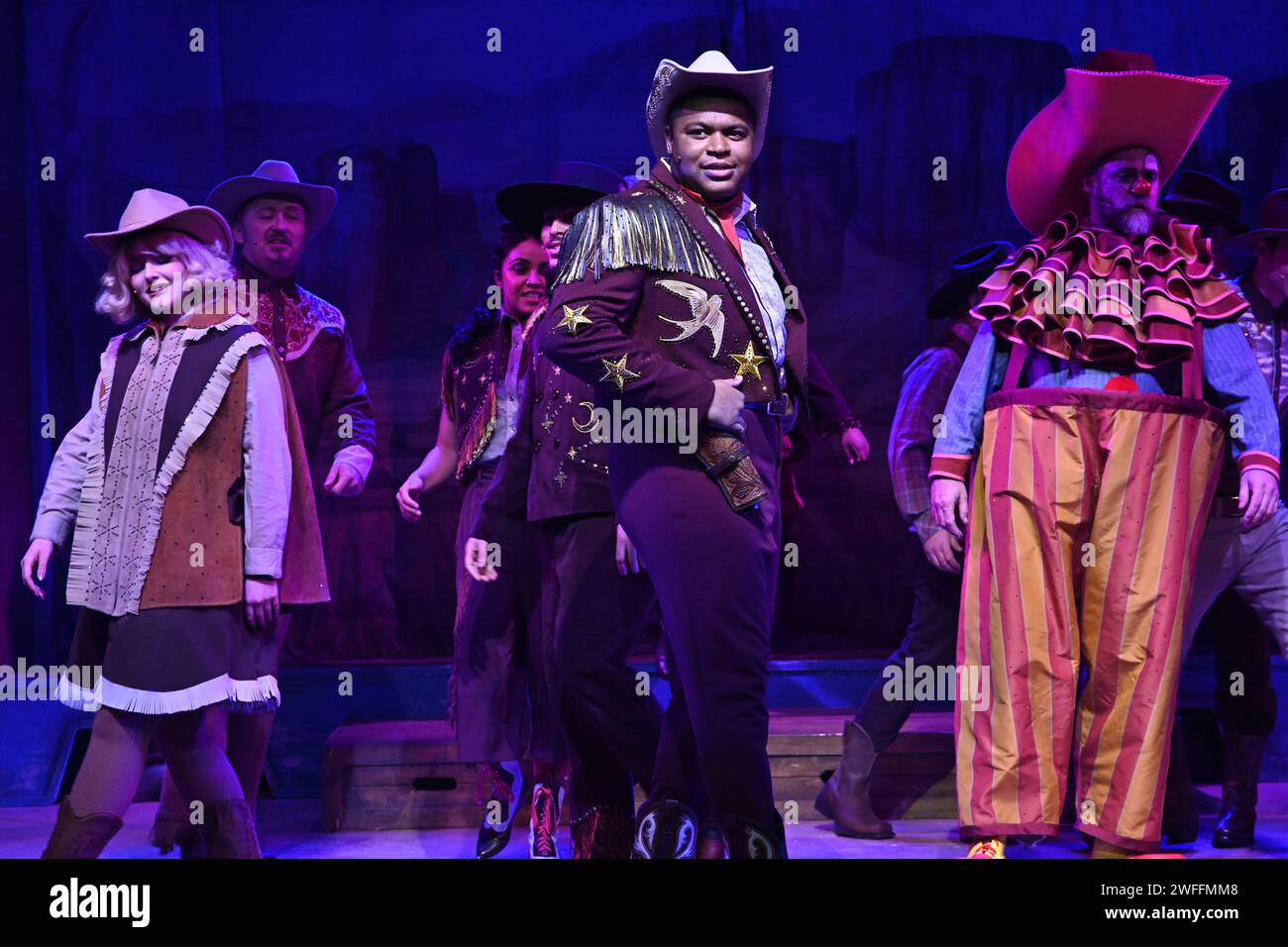 London, Großbritannien. 30. Januar 2024. Bronco Billy - das Musical, Regisseur von Hunter Bird und Choreografin von Alexzandra Sarmiento, The Charing Cross Theatre, London, Großbritannien. Quelle: Siehe Li/Picture Capital/Alamy Live News Stockfoto