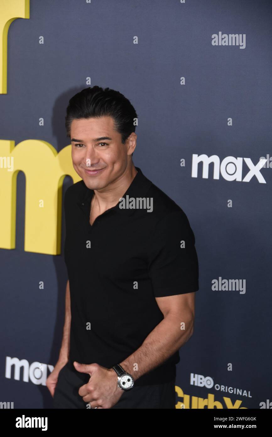 Los Angeles, Kalifornien, USA 30. Januar 2024 TV-Persönlichkeit Mario Lopez nimmt HBOÕs am 30. Januar 2024 in Los Angeles, Kalifornien, USA, an der 12. Staffel Premiere von Curb Your enthusiasm im DGA Theatre Teil. Foto: Barry King/Alamy Live News Stockfoto