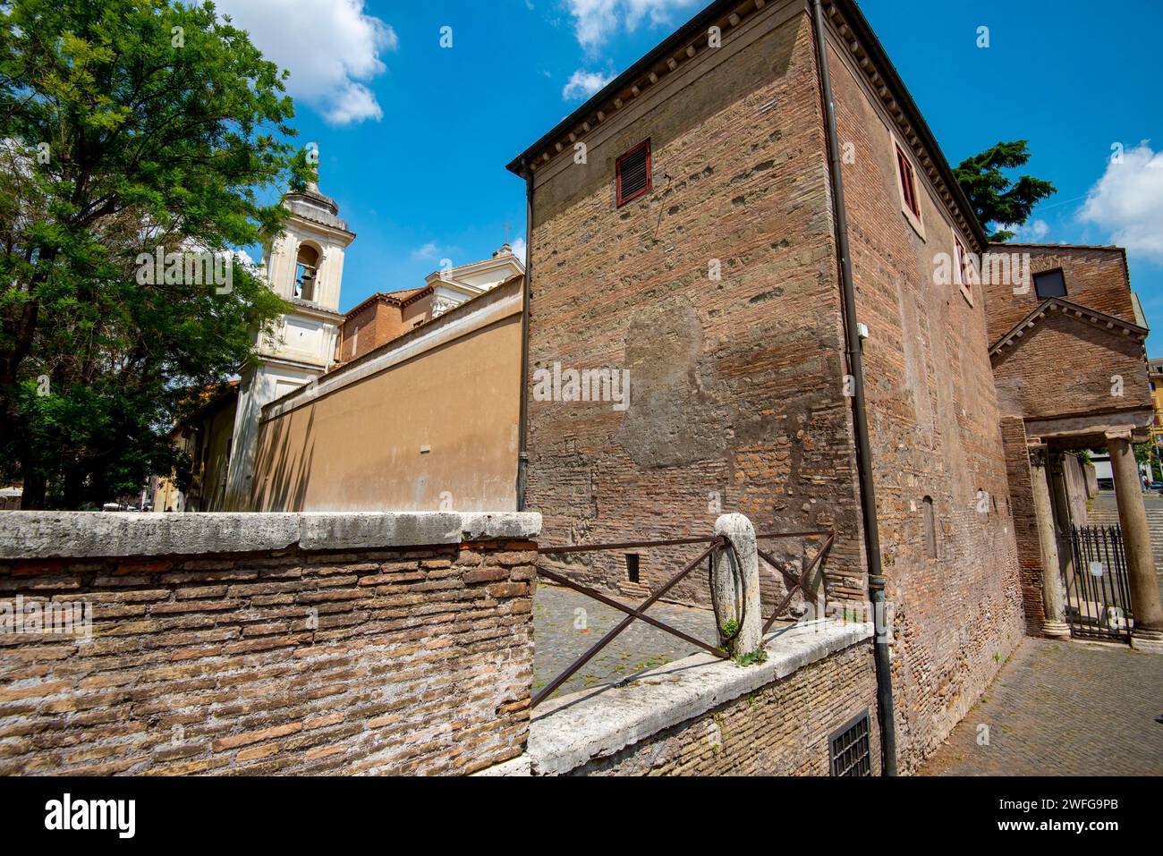 Basilica of san clemente Fotos und Bildmaterial in hoher Auflösung