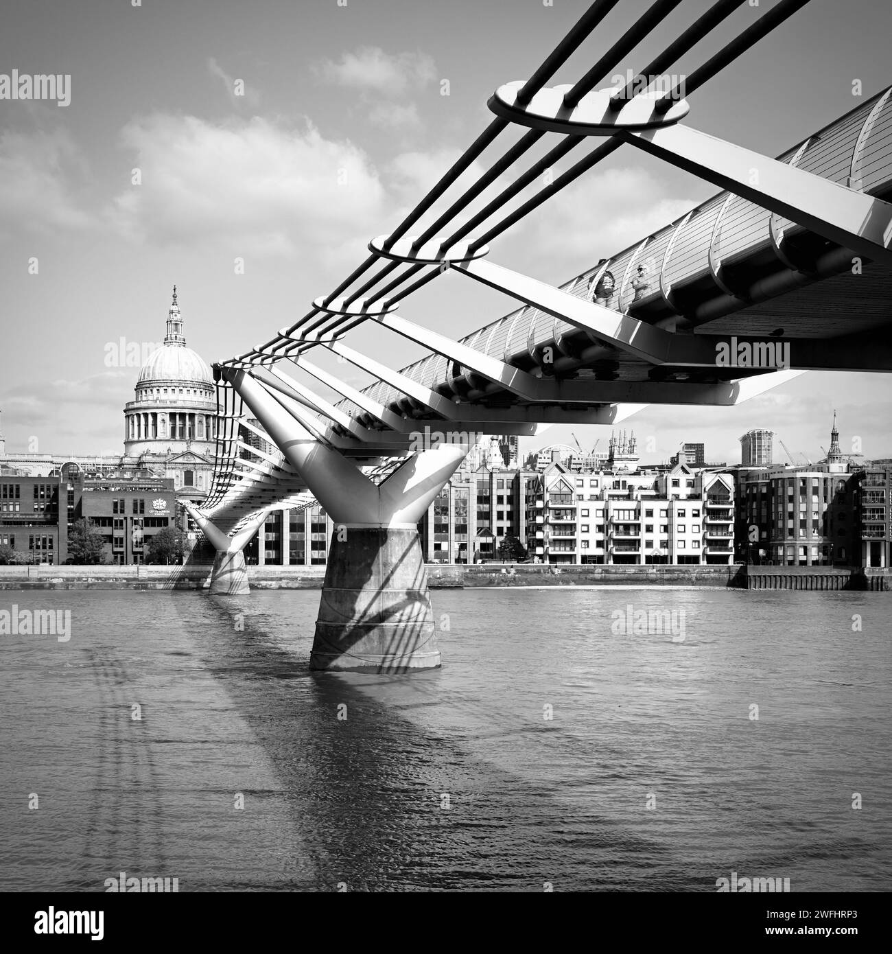 London Millennium Foot Bridge Stockfoto