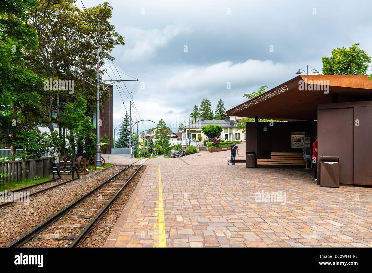 Bahnhof Ritten. Soprabolzen, kleines und malerisches Dorf, Provinz Bozen, Südtirol, Trentino Südtirol, Norditalien, Juni Stockfoto