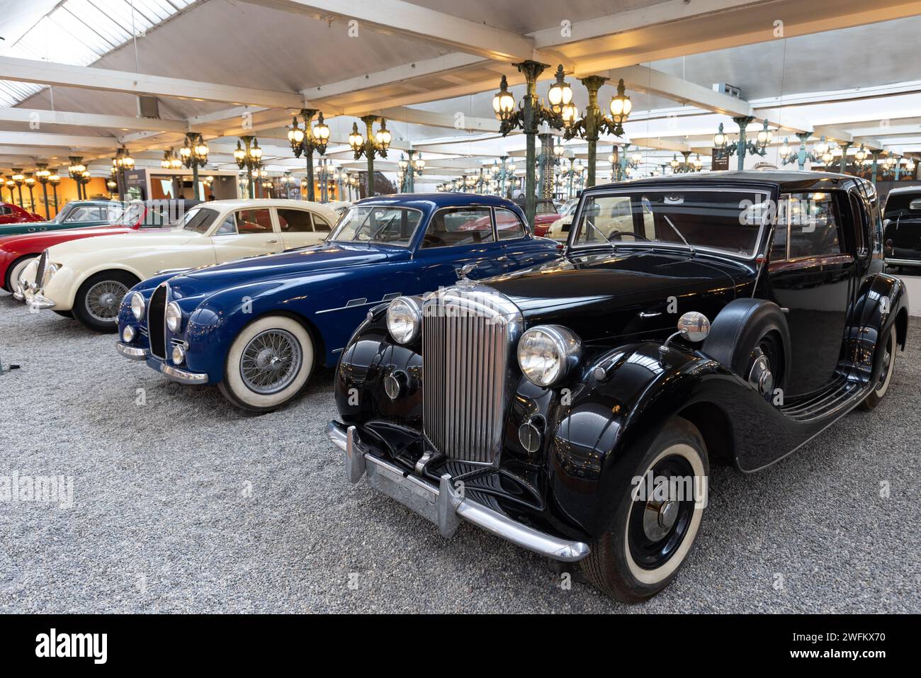 Sammlung von Oldtimern im Musée National de l'Automobile, Collection Schlumpf ist ein Automobilmuseum in Mulhouse, Frankreich. Stockfoto