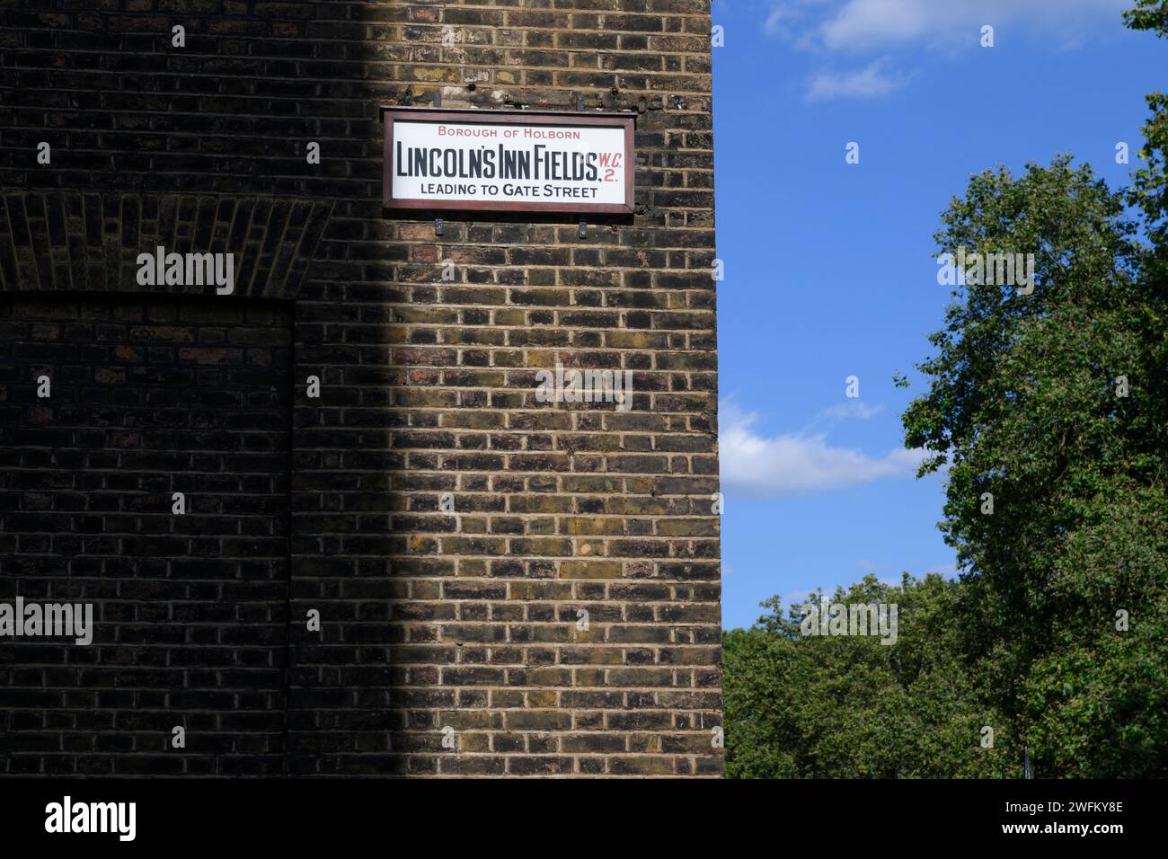 Lincoln's Inn Fields Straßenschild, Lincoln's Inn Fields, London, Großbritannien. August 2023 Stockfoto