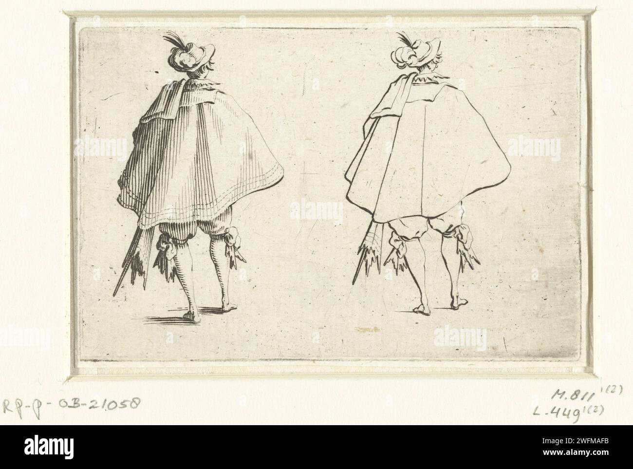 Zweimal derselbe Mann mit Mantel und Schwert, auf dem Rücken gesehen, Jacques Callot, 1621 drucken Einen Gentleman mit Hut und Mantel, ein Schwert links, auf dem Rücken gesehen, zweimal dargestellt: Rechts als Linienfigur, links mehr links mit Schattenpartys. Dieser Druck ist Teil einer Serie von 48 Drucken (50 inkl. Titelseite und Dickblatt) mit verschiedenen Themen (darunter Männer und Frauen in verschiedenen Haltungen, Landschaften, Gebäude und Feste in Florenz). Diese Ausdrucke könnten als Zeichenbeispiele gedacht sein. Nancy Papier ätzende Kopfbedeckung: Hut (+ Herrenkleidung). Mantel (+ Herrenkleidung). Hacken und wea drängen Stockfoto