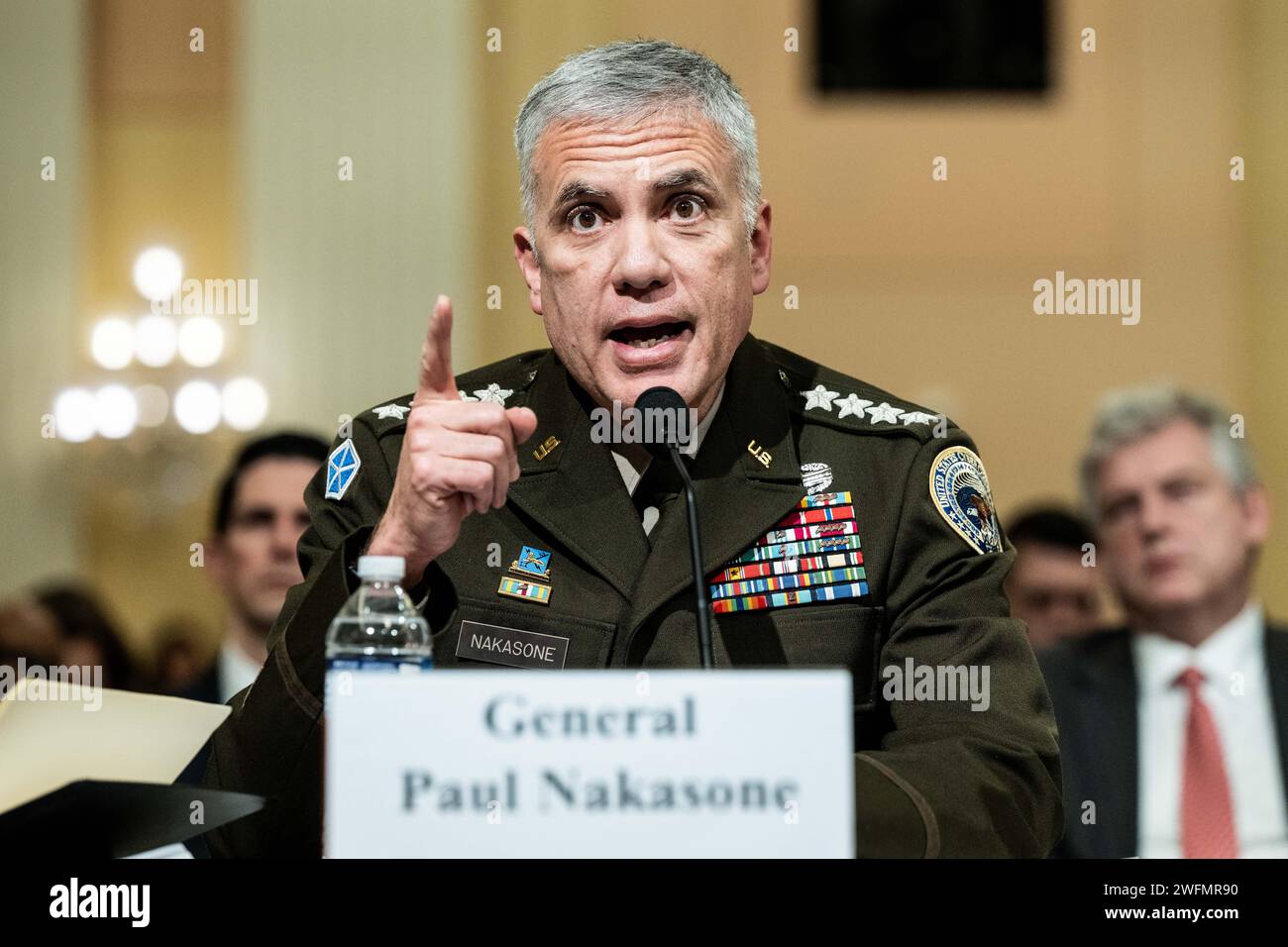 Washington, Usa. Januar 31, 2024. Paul Nakasone, Commander, United States Cyber Command und Direktor der National Security Agency (NSA), sprach bei einer Anhörung des House Select Committee on the Strategic Competition zwischen den Vereinigten Staaten und der Kommunistischen Partei Chinas im US Capitol. (Foto: Michael Brochstein/SIPA USA) Credit: SIPA USA/Alamy Live News Stockfoto