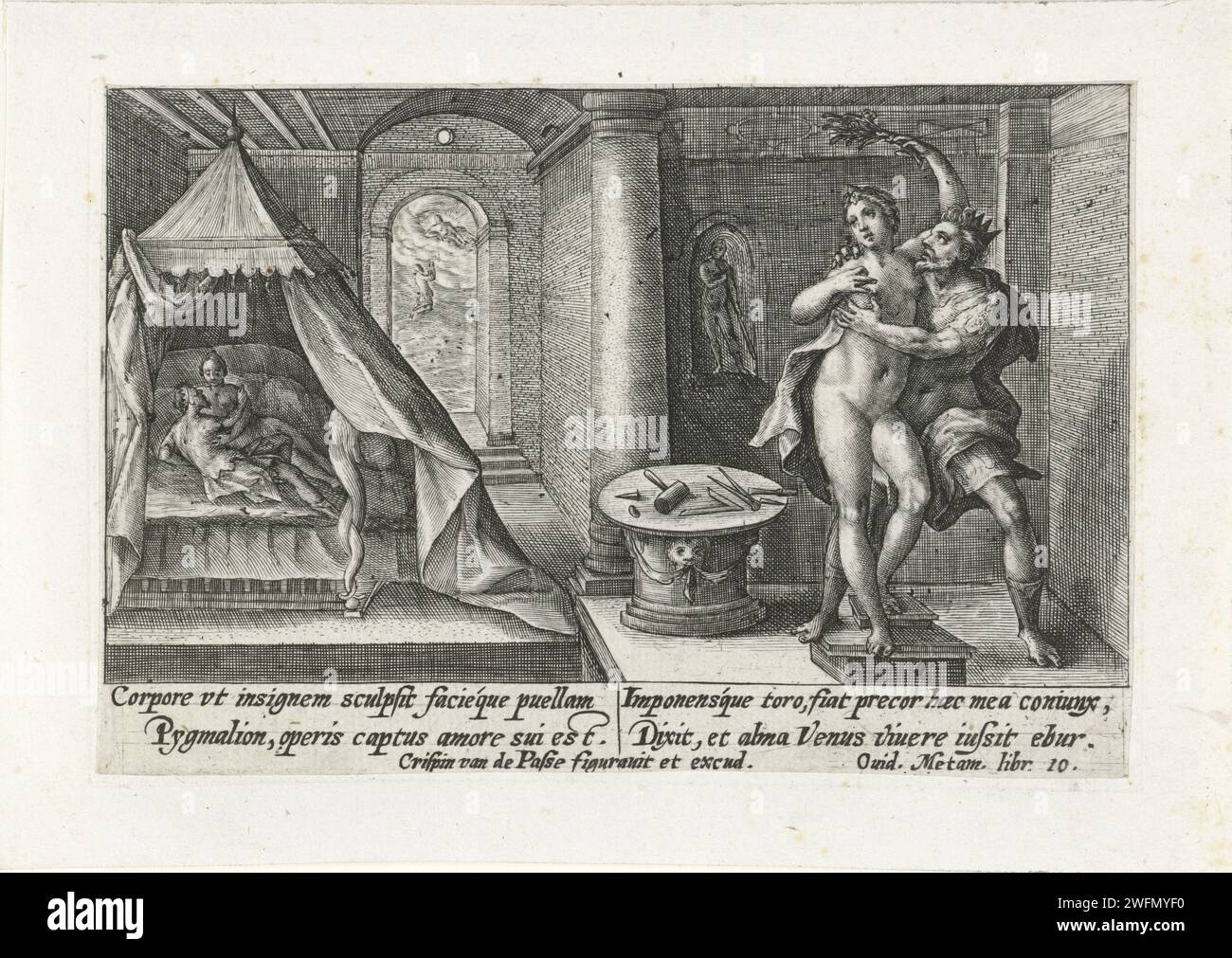 Pygmalion, der sich in sein Bild verliebt, Crispijn van de Passe (I), 1602–1607 Druck der Bildhauer Pygmalion umarmt das von ihm geschaffene Bild. Im Hintergrund liebt er sie, nachdem Venus das Bild zum Leben erweckt hat. Am Rand eine vierzeilige Beschriftung in zwei Spalten auf Lateinisch. Kölner Papierstich Pygmalion verliebt sich in die Statue, die er geschnitzt hat Stockfoto