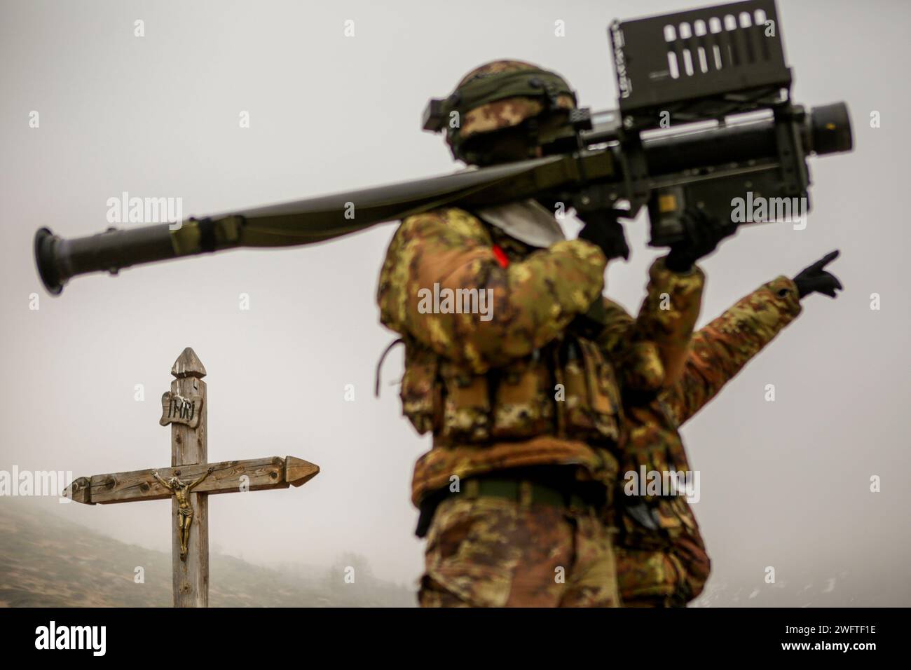 Valle di Susa, Turin. italien. Apine-Militäreinheit während der Winterarmeeübung namens White Fox. Stockfoto