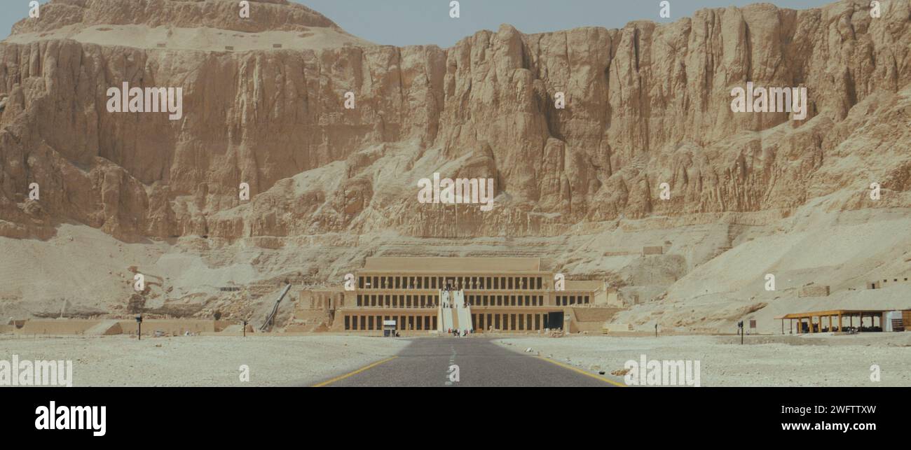 Eine Wüstenlandschaft: Historische Stätte in Luxor, Ägypten Stockfoto