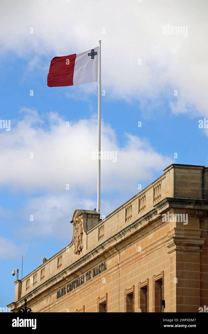 Nationalflagge von Malta Stockfoto