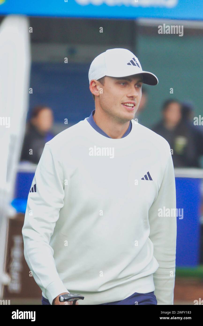 Pebble Beach, USA. Februar 2024. Pebble Beach, Monterey, Kalifornien, USA - 1. Februar 2024 Ludvig Aberg (Schweden) Porträt, bevor er seine erste Runde der zweiten „Signature“-Veranstaltung der USA PGA Tour Season beginnt - dem AT&T Pro-am bei den berühmten Pebble Beach Links. Quelle: Motofoto/Alamy Live News Stockfoto