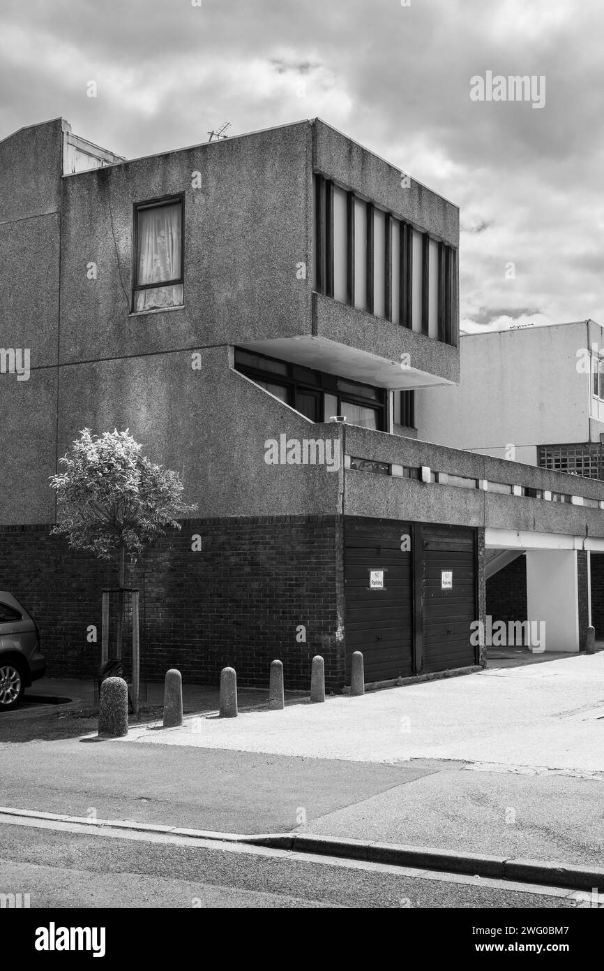 Wolvercote Road Maisonette, Teil des brutalistischen Lesnes Estate in Thamesmead SE2, erbaut 1967 und soll abgerissen und umgebaut werden. Stockfoto