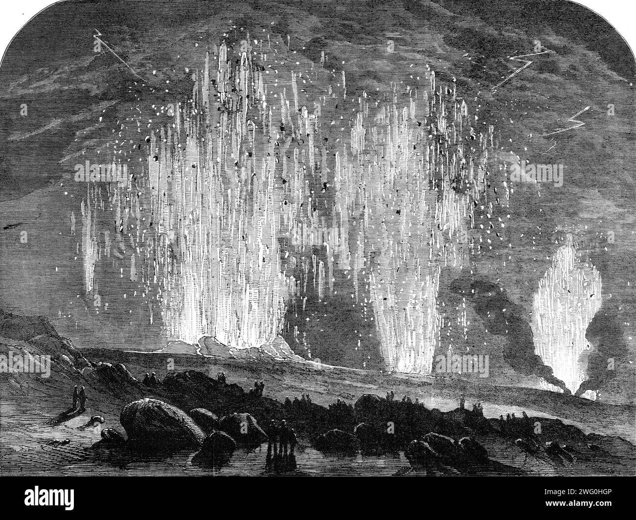 Die Eruption des Vesuvs: Die Krater um Mitternacht, 1862. Der Vulkan '...in seine ganze schreckliche Pracht, nach einer Skizze von Colonel Peard... eine schwarze Säule erhob sich majestätisch und wurde vom Wind weit über das Meer getragen, während der Blitz, wie er war, und leuchtende Lichter wie römische Kerzen, die über den Krater gespielt wurden... bei jedem Schuss, der vom Berg abgefeuert wurde, erhob sich eine Aschewolke... wir konnten in Abständen Schauern sehen, nein, Stürme, von Asche, die wie Lawinen auf Land und Meer fiel, und immer noch rollten die schwarzen, wunderschönen Massen nach Capri und verdeckten die Küste, die opp liegt Stockfoto