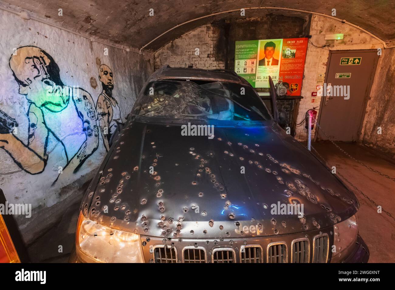 England, Sussex, East Sussex, Hastings, True Crime Museum, Ausstellung des mexikanischen Kokain-Königs Heriberto Lazcano's Bullet Proof Jeep nach seiner Ermordung Stockfoto