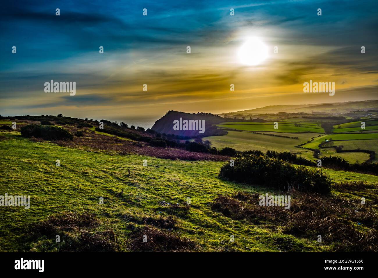 Peak Hill mit Blick auf High Peak, an einem kalten Januarabend. Stockfoto