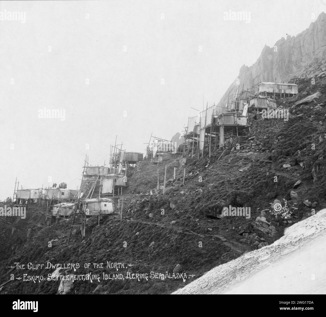 Eskimo Klippenbewohner Siedlung, zwischen 1900 und 1927. Stockfoto