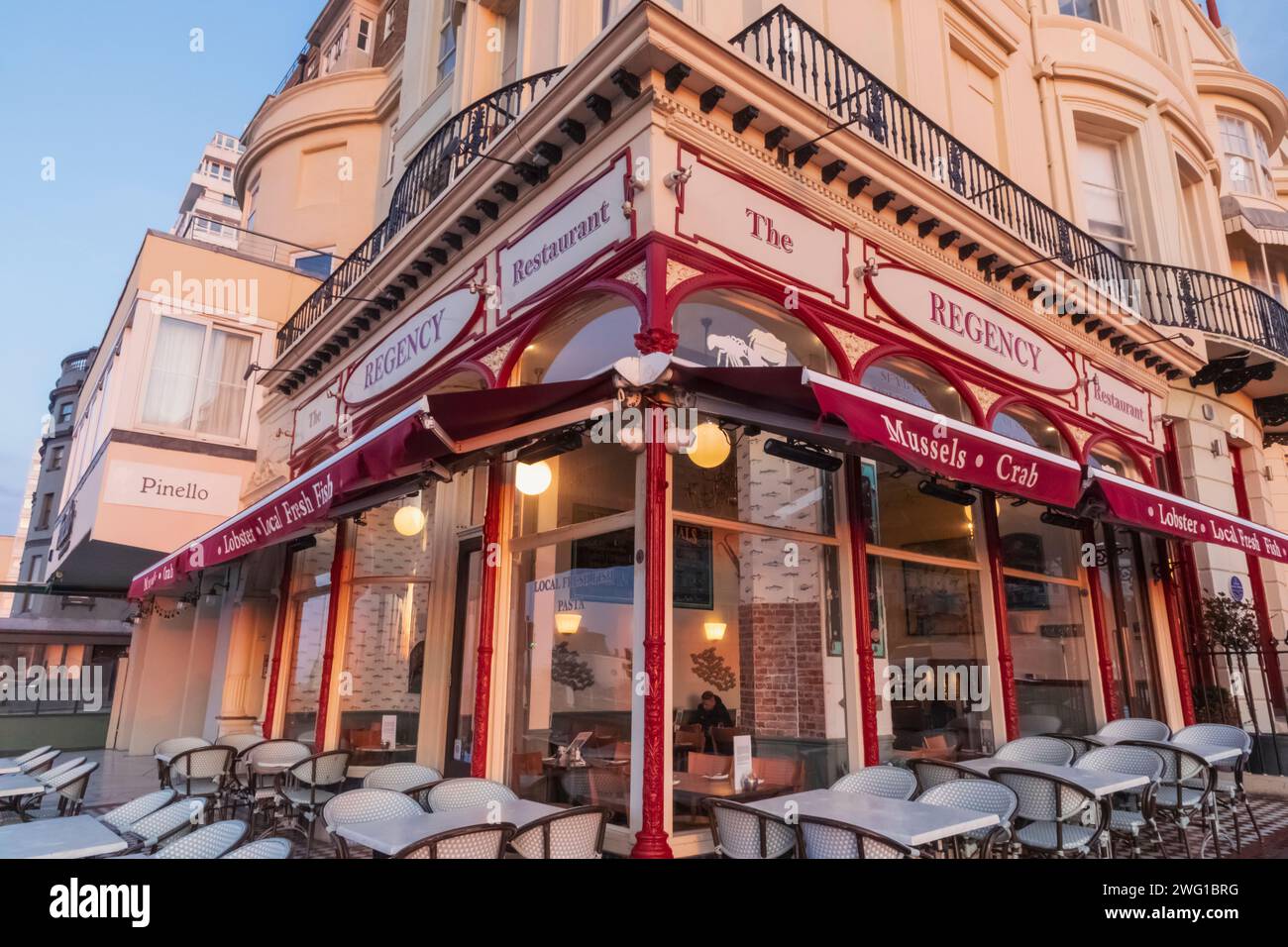 England, Sussex, East Sussex, Brighton, das berühmte Regency Restaurant an der Küste von Brighton Stockfoto