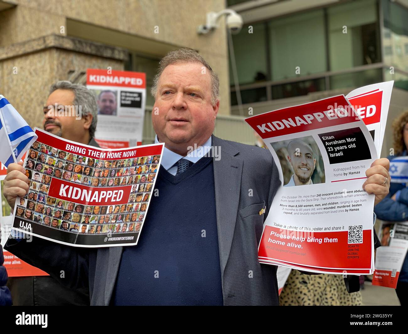 Washington, District of Columbia, USA. Februar 2024. JONATHAN GOLUB nimmt an einer Kundgebung in der Botschaft von Katar Teil, um Katar zu bitten, Druck auf die Hamas auszuüben, die entführten Geiseln freizulassen. (Credit Image: © Sue Dorfman/ZUMA Press Wire) NUR REDAKTIONELLE VERWENDUNG! Nicht für kommerzielle ZWECKE! Stockfoto