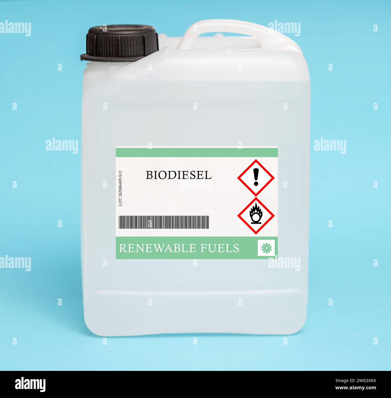 Kanister mit Biodiesel Stockfoto