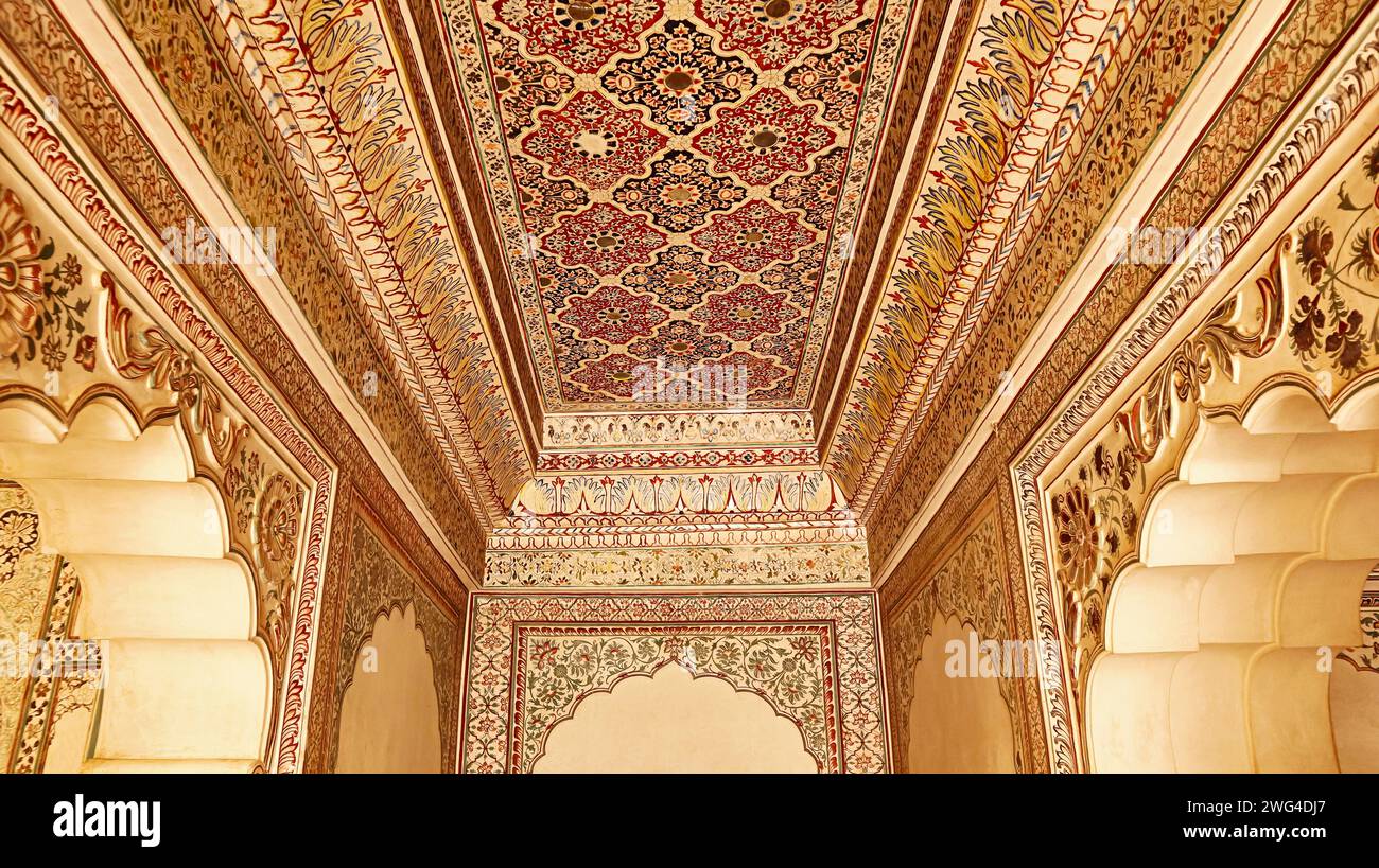 Gemälde im Deewan E Khas, im Nagaur Fort oder im Ahhichatragarh Fort Palace, Rajasthan, Indien. Stockfoto