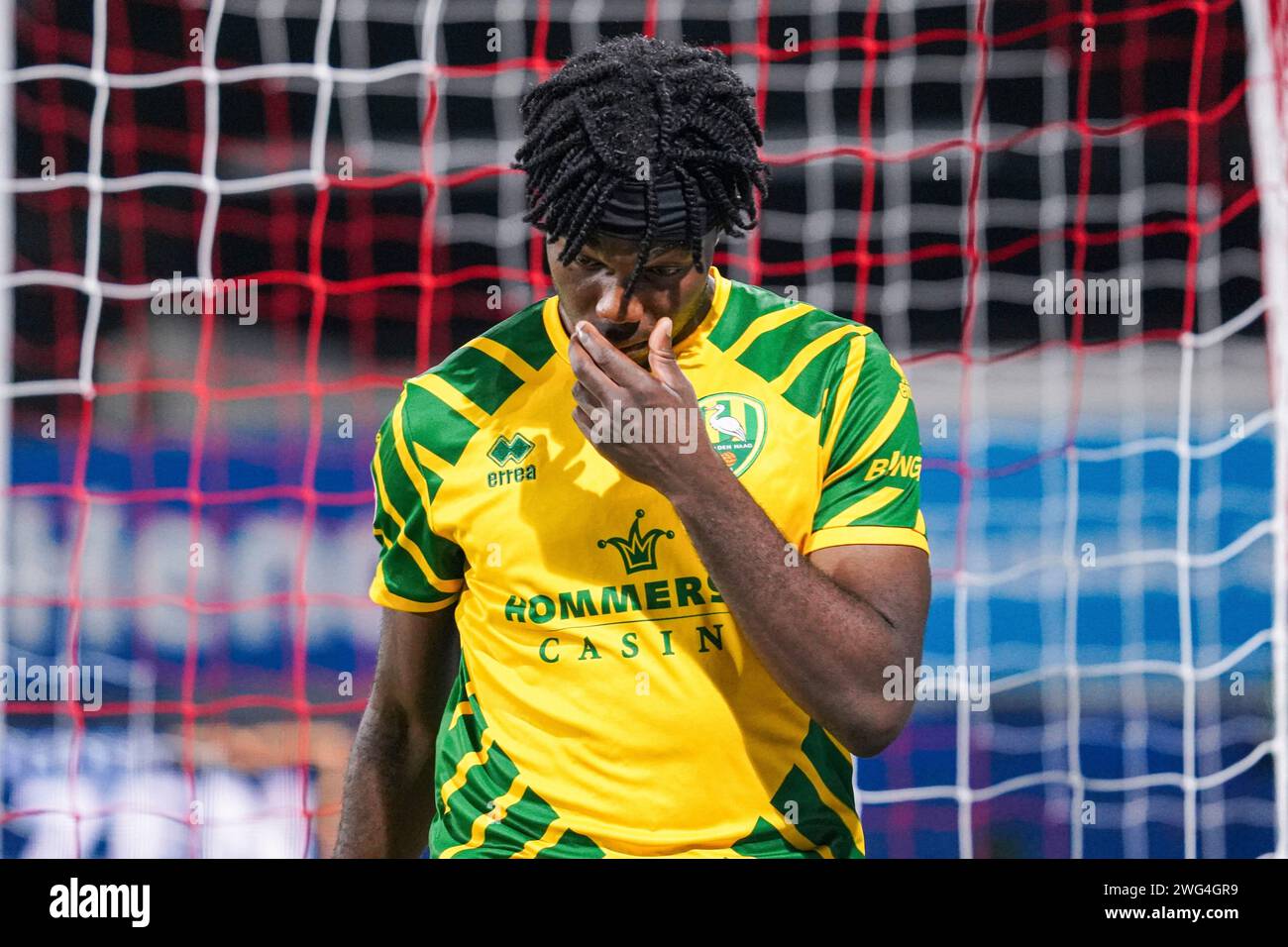 OSS, NIEDERLANDE - 2. FEBRUAR: Joel Ideho von ADO den Haag verlässt das Spielfeld während des niederländischen Keuken Kampioen Divisie-Spiels zwischen TOP Oss und ADO den Haag im Frans Heesen Stadion am 2. Februar 2024 in Oss, Niederlande. (Foto: Gabriel Calvino Alonso/Orange Pictures) Stockfoto