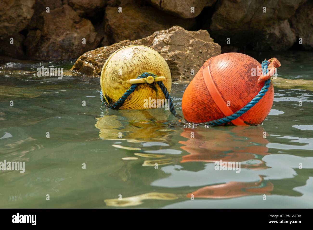 Schwimmenden Bojen Stockfoto