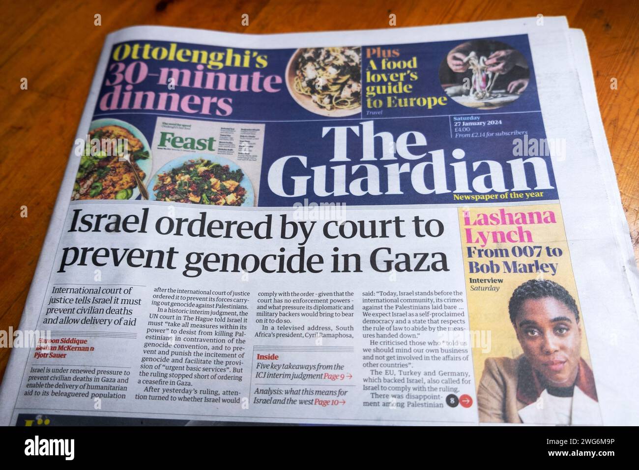"Israel hat vom Gericht angeordnet, Völkermord in Gaza zu verhindern" Guardian Zeitung Schlagzeile israelische Hamas Gaza Krieg artikel 27 Januar 2024 London Großbritannien Stockfoto