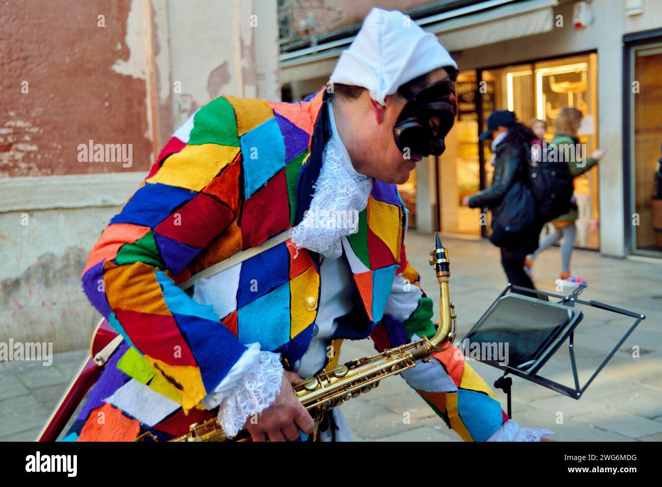 Venedig, Italien, 3. Februar 2024. Karneval in Venedig. Dieses Jahr geht es um den Osten, Marco Polos fantastische Reise. Credits : Ferdinando Piezzi/Alamy Live News Stockfoto