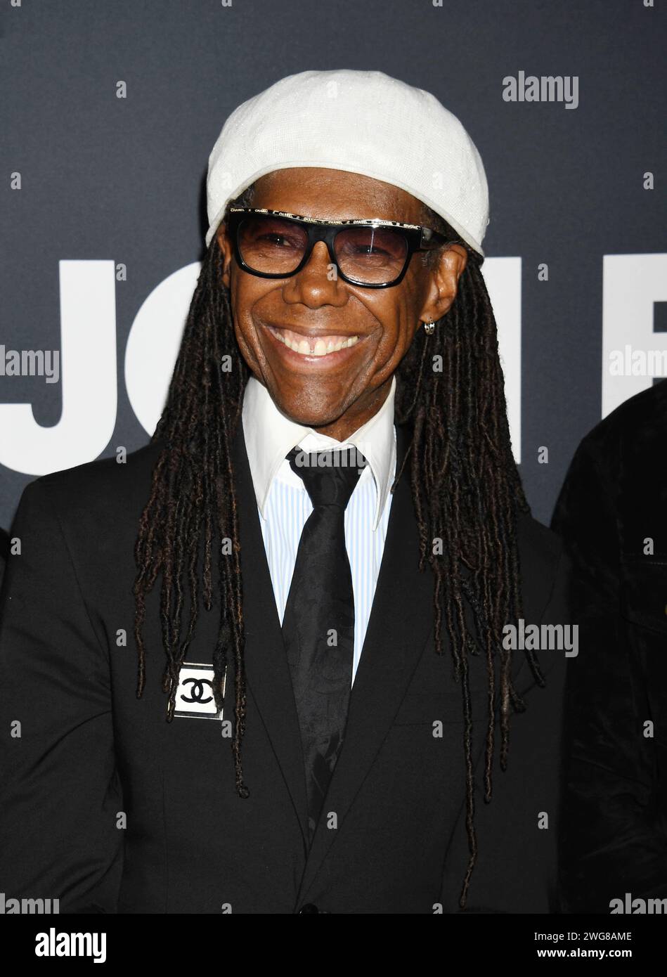 LOS ANGELES, KALIFORNIEN - 2. FEBRUAR: Nile Rodgers nimmt 2024 an der MusiCares Person of the Year Teil, die Jon Bon Jovi während der 66. GRAMMY Awards ehrt Stockfoto