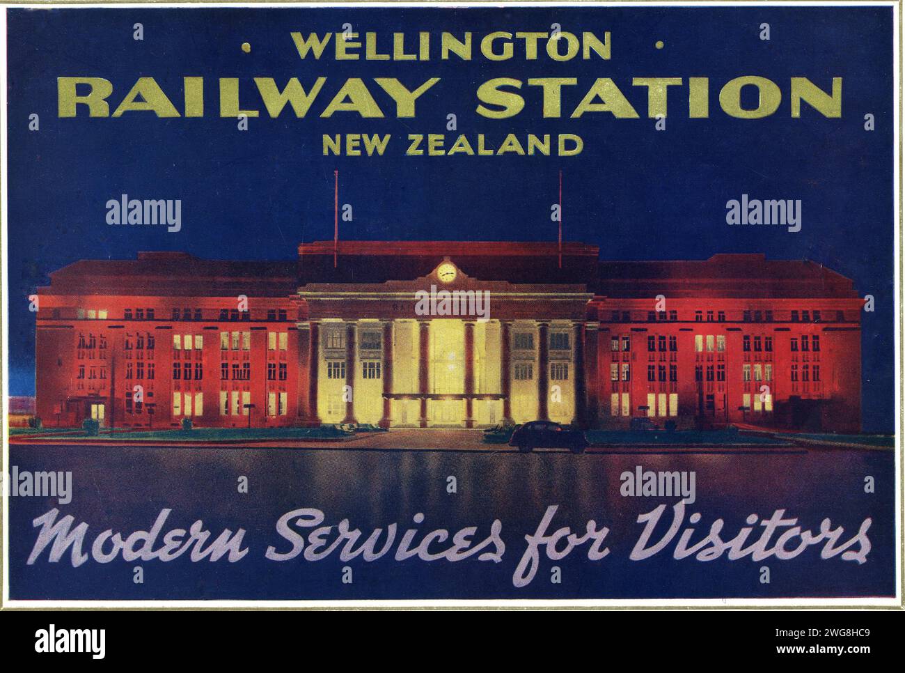 „Wellington Railway Station“-Poster mit Vintage-Bahnreisen von New Zealand Railways Operations. Stockfoto