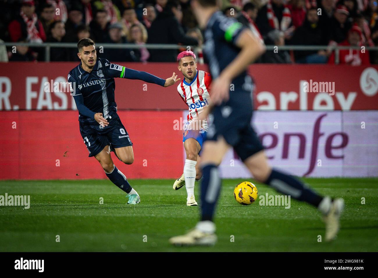 Girona, Spanien. Februar 2024. Yan Couto (Girona FC) während eines La Liga EA Sports Spiels zwischen Girona FC und Real Sociedad am 3. Februar 2024 im Estadio Municipal de Montilivi in Girona, Spanien. (Foto: Felipe Mondino/SIPA USA) Credit: SIPA USA/Alamy Live News Stockfoto