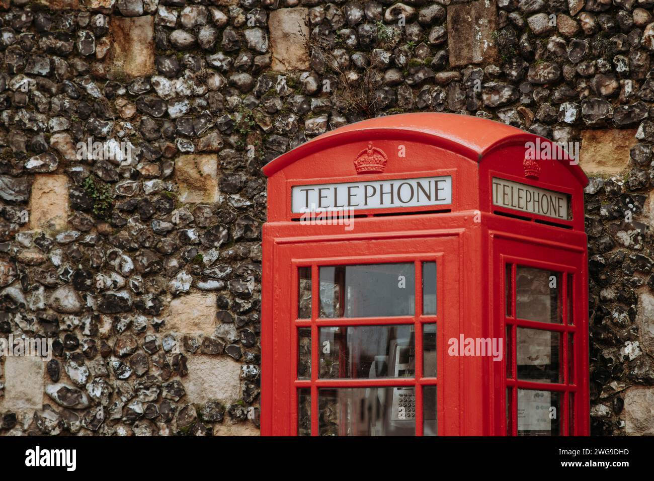 Die ikonische britische Telefonbox Stockfoto