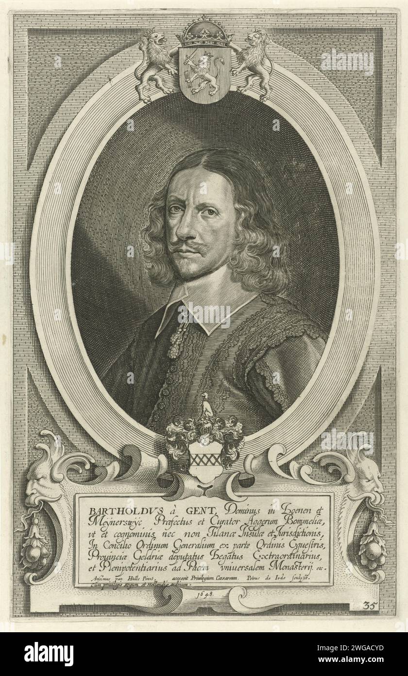 Porträt von Barthold van Gent, Graf van Loenen und Meynerswijck, Pieter de Jode (II), nach Anselm van Hulle, 1648 Druck BostePortret von Barthold van Gent, Graf van Loenen und Meynerswijck. Unten rechts: 35. Das Porträt ist in einem ovalen Rahmen mit dem Wappen der dargestellten Person eingefangen. In der Kartusche eine sechszeilige Beschriftung in lateinischer Sprache. Druck von einer Porträtserie bis zu Gemälden von Anselmus van Hulle aller Delegierten bei den Friedensverhandlungen in Münster und Osnabrück. Antwerpen Papierätzung/Gravur Stockfoto