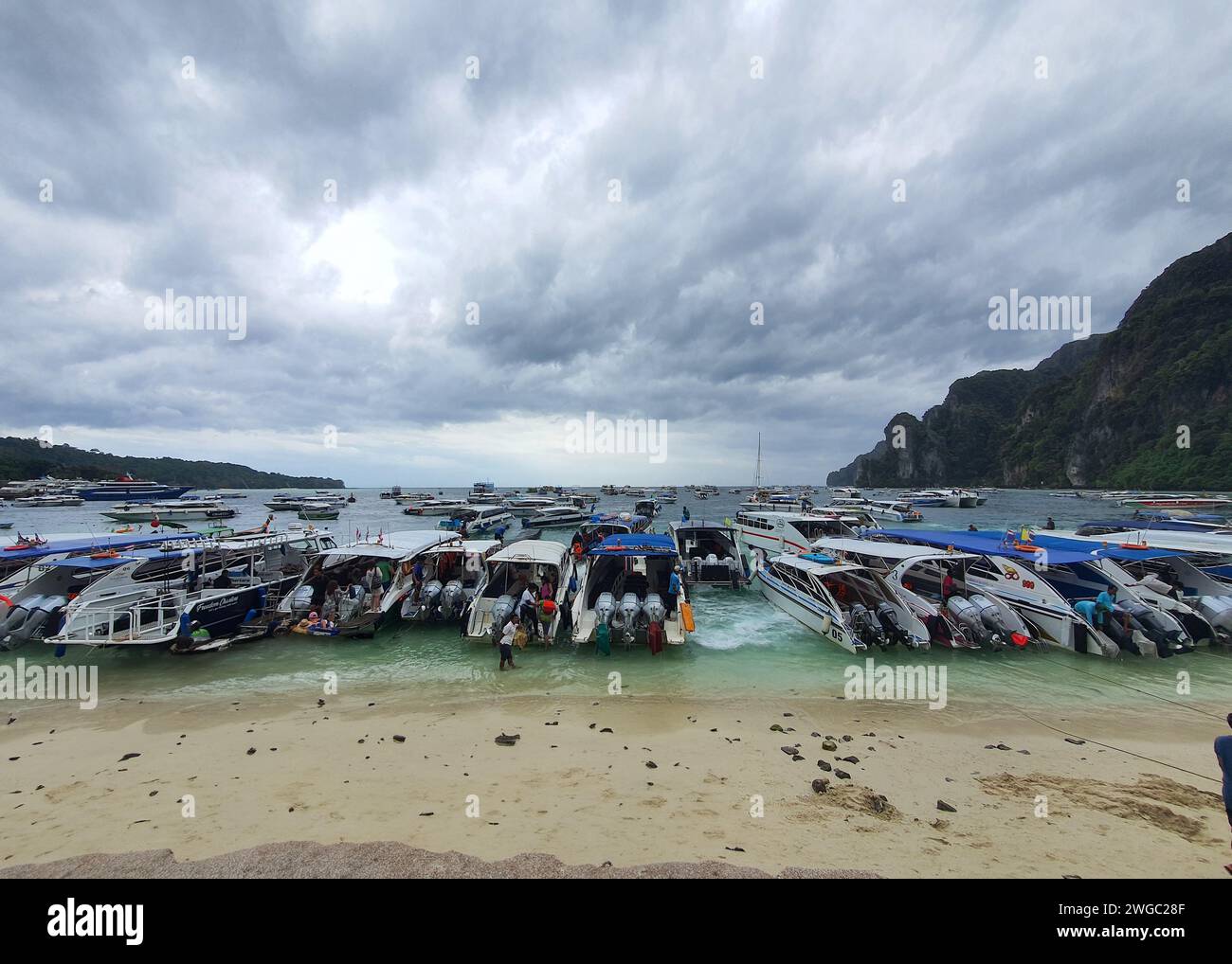 Phuket, Thailand - 3. Dezember 2023: Koh Khai Nai, Insel in der Provinz Phuket, Thailand. Stockfoto