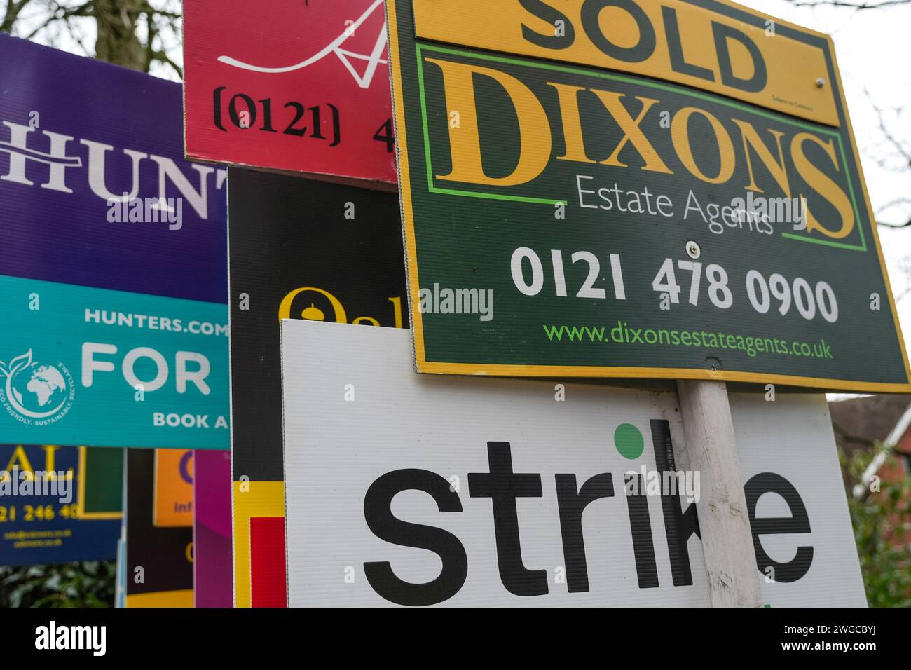 Northfield, Birmingham, 4. Februar 2024 - Häuser zu vermieten und zu verkaufen in Northfield, Birmingham, England, da der britische Wohnungsmarkt weiterhin schwankt. Quelle: Stop Press Media/Alamy Live News Stockfoto