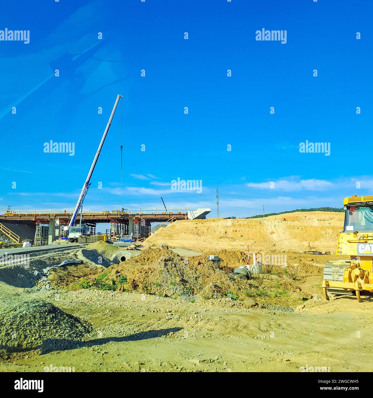 Orlik- Tschechisch- 28. september 2023: Straßenbrücke aus Trussen neae der Schnellstraße Stockfoto