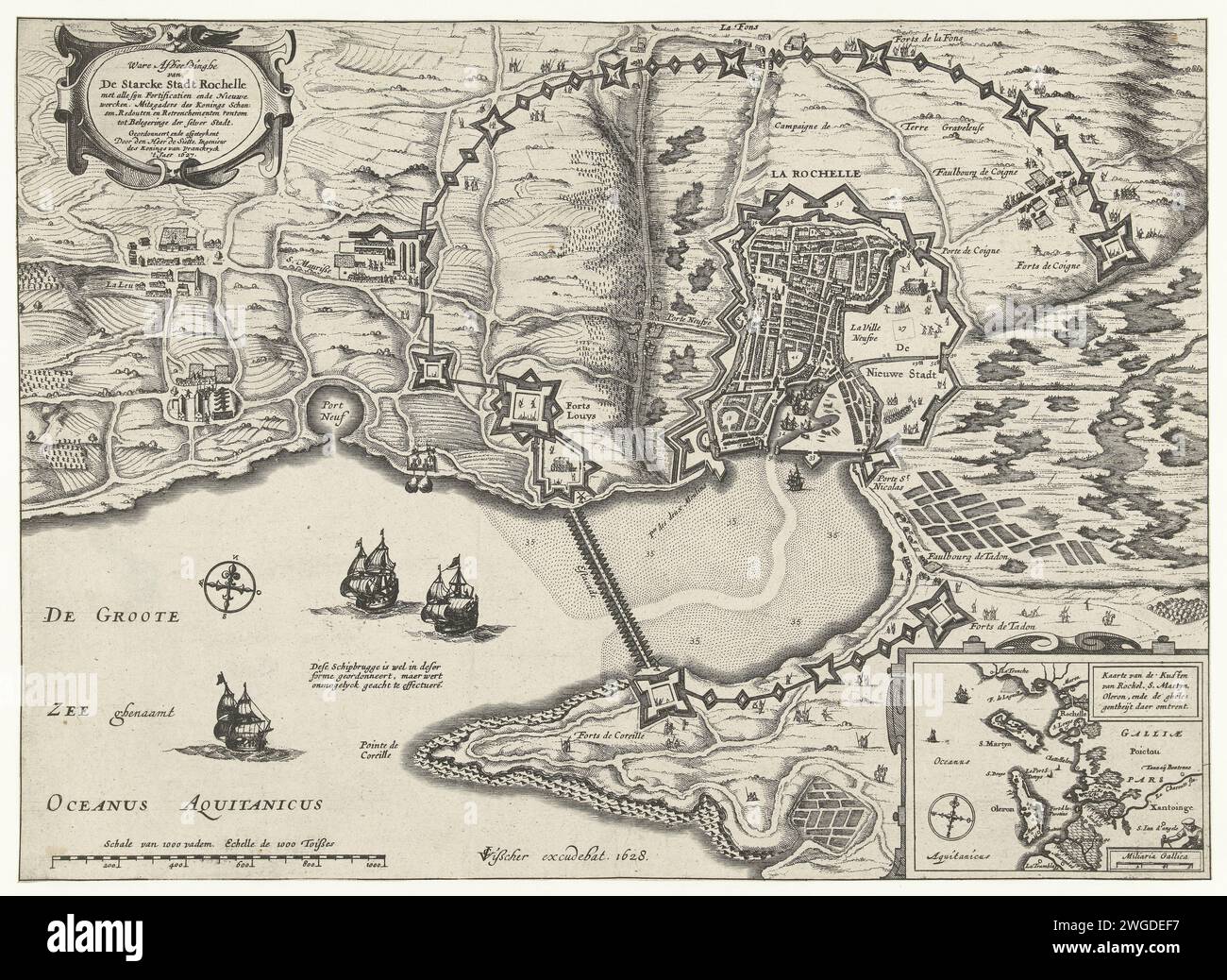 Karte der Belagerung von La Rochelle, 1627-1628, 1628 drucken Karte der französischen Küste mit der Belagerung von La Rochelle durch die Staatsarmee und Frankreich, September 1627 - Oktober 1628. Über die rebellische Stadt der französischen königlichen Truppen unter Kardinal Richelieu. Unten rechts eine Wette mit einem Ticket aus dem größeren Bereich. Zwei Textmagazine gehören zum Druck. Amsterdamer Papiergravur und Gravur von Stadtplänen. Belagerung, Position Krieg La Rochelle Stockfoto