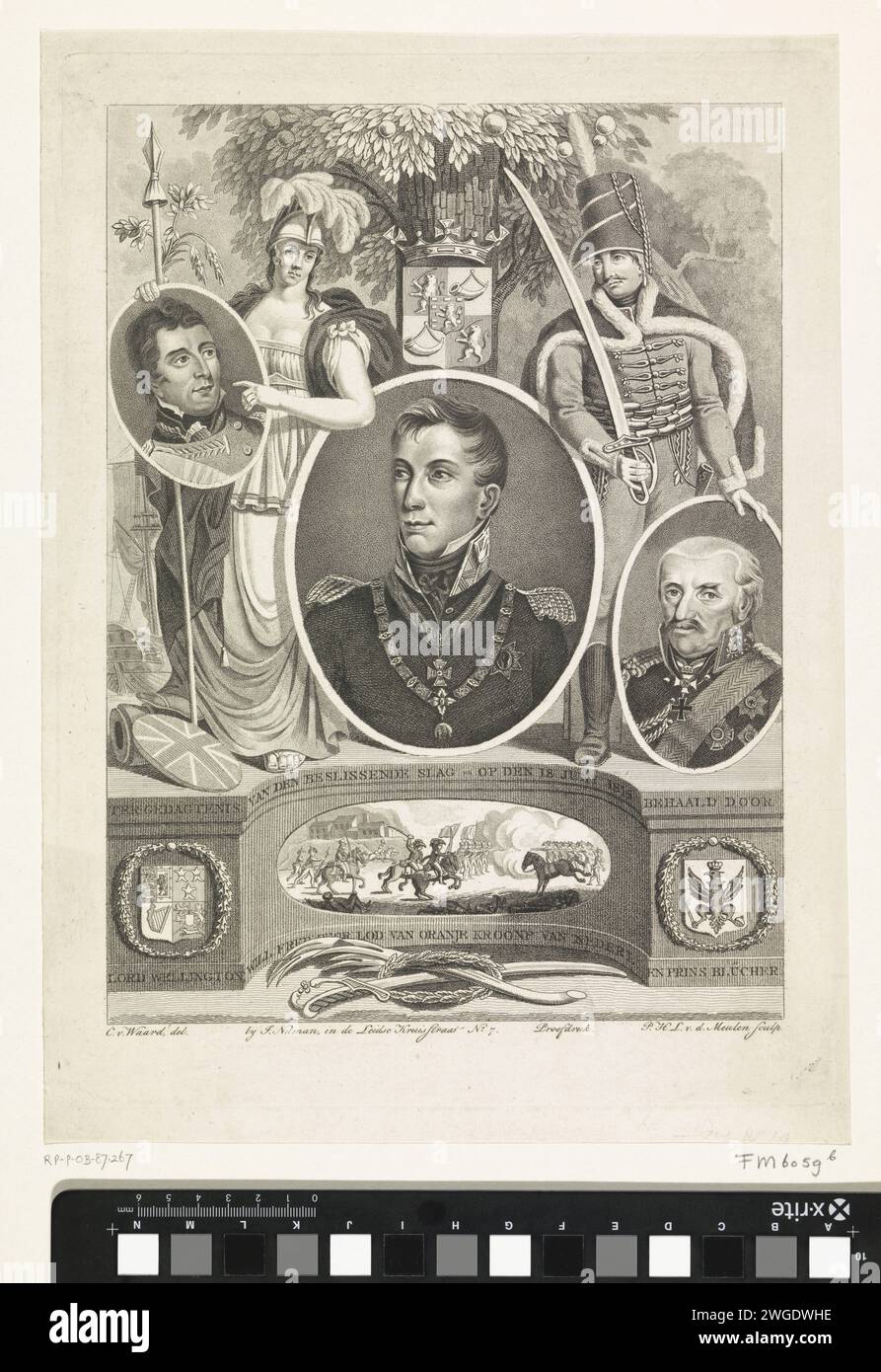 Allegorie über die Helden der Schlacht von Waterloo, 1815, Pieter van der Meulen, nach Christiaan van Waardt, 1815–1820 Druck Allegory mit einem Denkmal über den Sieg der Verbündeten in der Schlacht von Waterloo am 18. Juni 1815. Mitte ein großes Medaillon mit dem Porträt des Prinzen von Orange, links die britische Jungfrau mit Porträt von Wellington, rechts ein preußischer Huzaar mit dem Porträt von Blücher. Auf dem Denkmal eine Aufführung der Schlacht. Hinter dem Prinzen von Orange ein Oranjeboom und die königliche Waffe. Druckerei: Netherlandspublisher: Amsterdam Papierätzkampf (+ Land f Stockfoto
