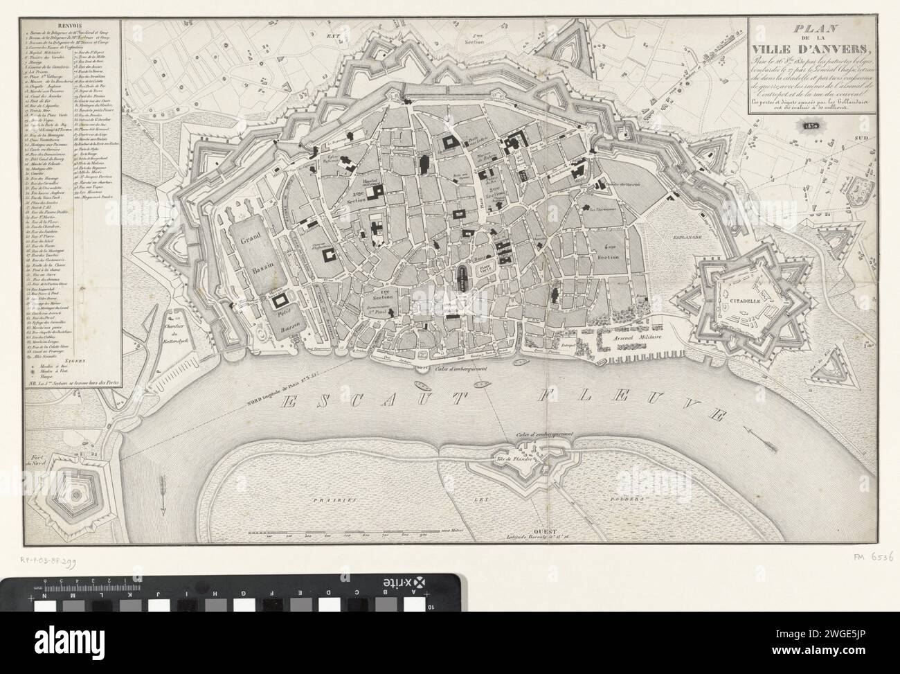 Karte von Antwerpen und der Zitadelle, 1830, Anonym, 1830 drucken Karte der Stadt Antwerpen mit der Zitadelle, nach dem Bombenanschlag der Niederländer am 27. Oktober 1830. Die Verwüstung in der Stadt am Arsenal und Entrepot zeigte sich durch Arcereingen. Links in einem Rahmen die Legende 1-100. Brüssel Papier Karten der Städte Antwerpen. Zitadelle von Antwerpen (19. Jahrhundert) Stockfoto