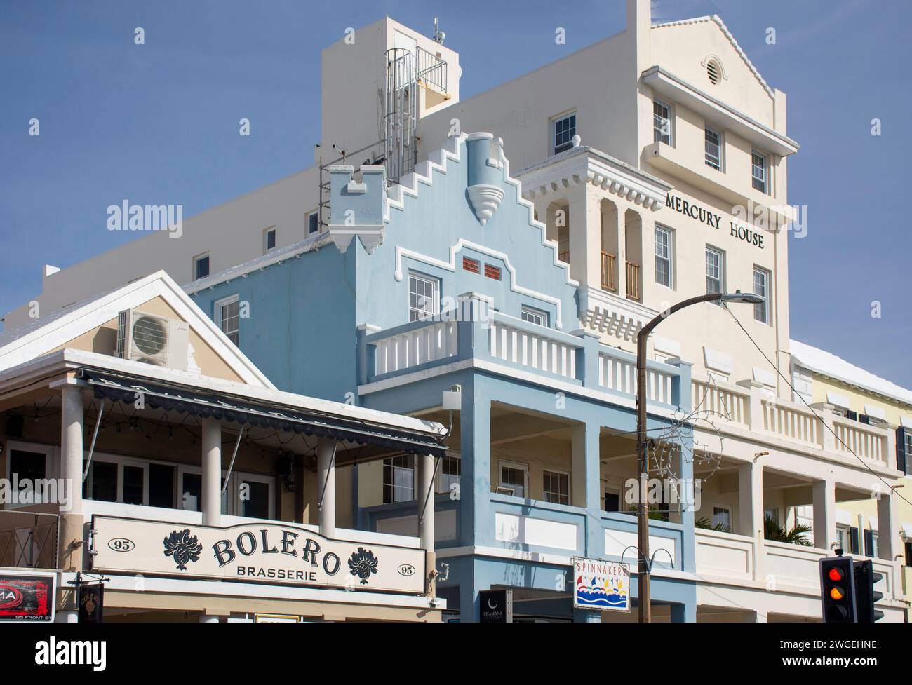 Historische Fassaden, Front Street, Stadt Hamilton, Pembroke Parish, Bermuda Stockfoto