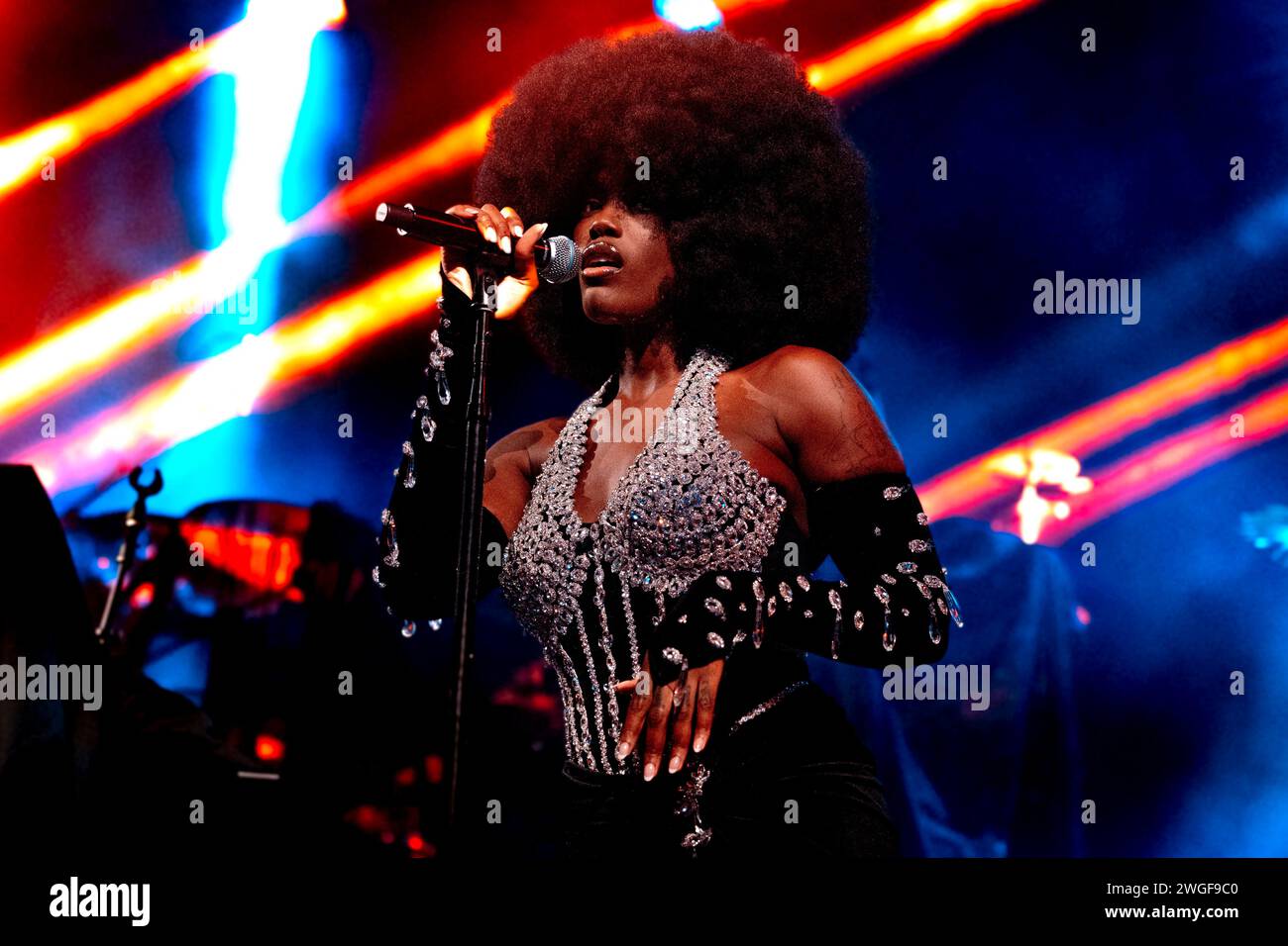 Italien 4. Februar 2024 Tanerélle Stephens - Sängerin, Songwriterin und Schauspielerin - live im Fabrique Mailand © Andrea Ripamonti / Alamy Stockfoto