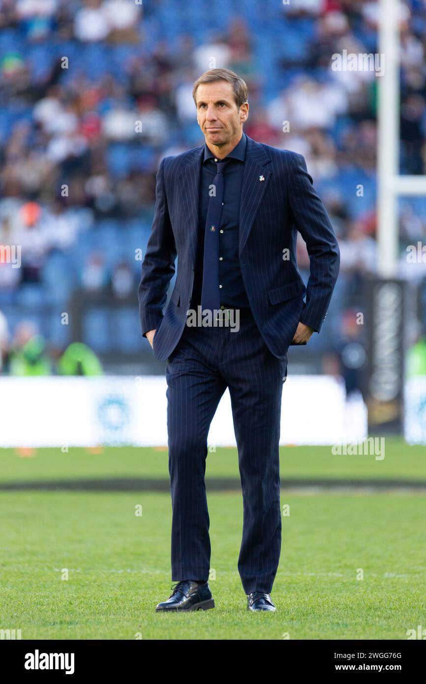 Rugby Six Nations. Italien gegen England. Stadio Olimpico. Rom. 03/02/2024. Italienischer Cheftrainer Gonzalo Quesada auf dem Spielfeld während der Aufwärmphase vor dem Spiel. Stockfoto
