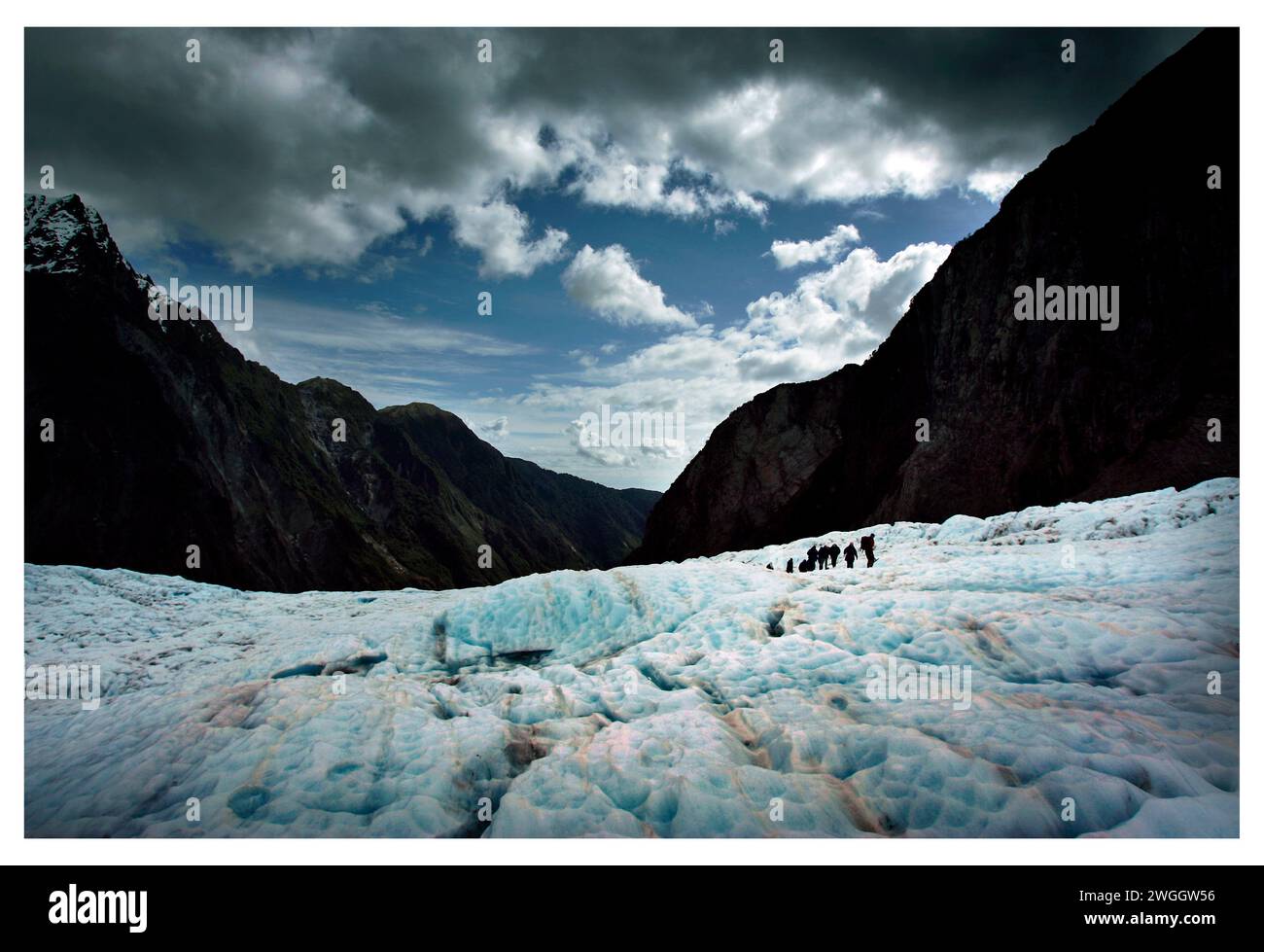 Foto von Hilers auf dem Franz-Josef-Gletscher an der Westküste Neuseelands. Stockfoto